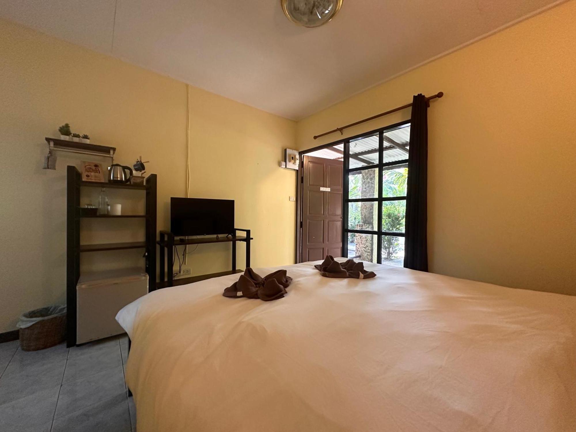Blue Beach Resort Baanphakrimlay Dış mekan fotoğraf